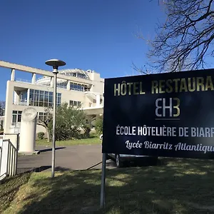 Hotel Atlantique - Lycee Hotelier - Management School